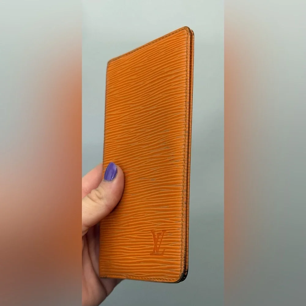 Louis Vuitton orange epi leather long wallet/checkbook holder - Picture 7 of 13
